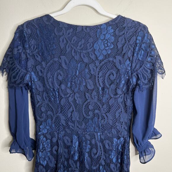 Tadashi Shoji Navy Blue Lace Sheath Dress Size 8 NWT Long sleeved - Picture 8 of 8